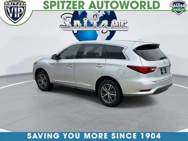 Used 2018 Silver INFINITI Base image 7