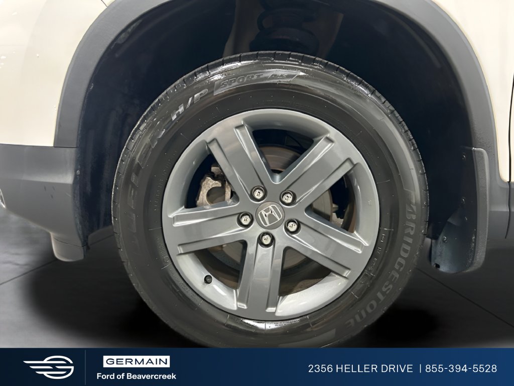 Used 2023 Platinum White Pearl Honda RTL image 27