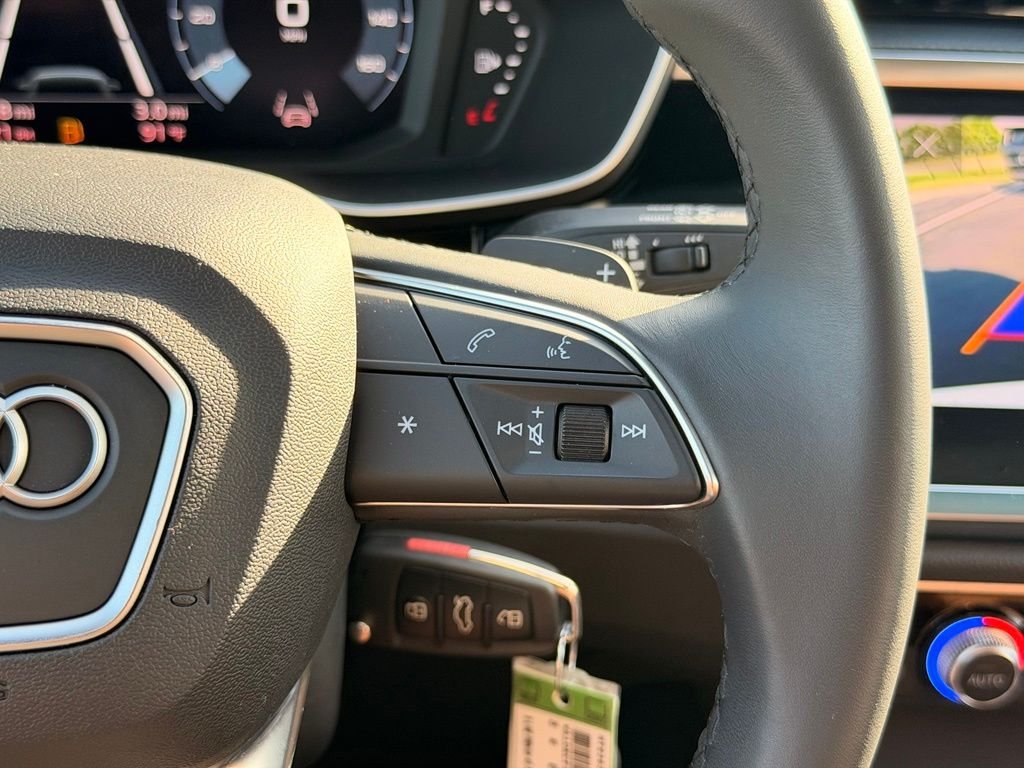 Used 2025  Audi Premium image 30