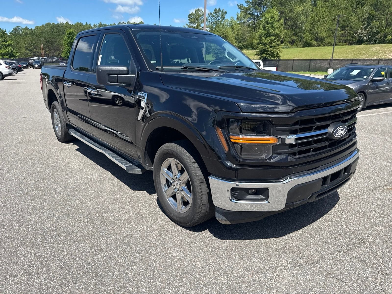 Used 2025 Black Ford XLT image 1