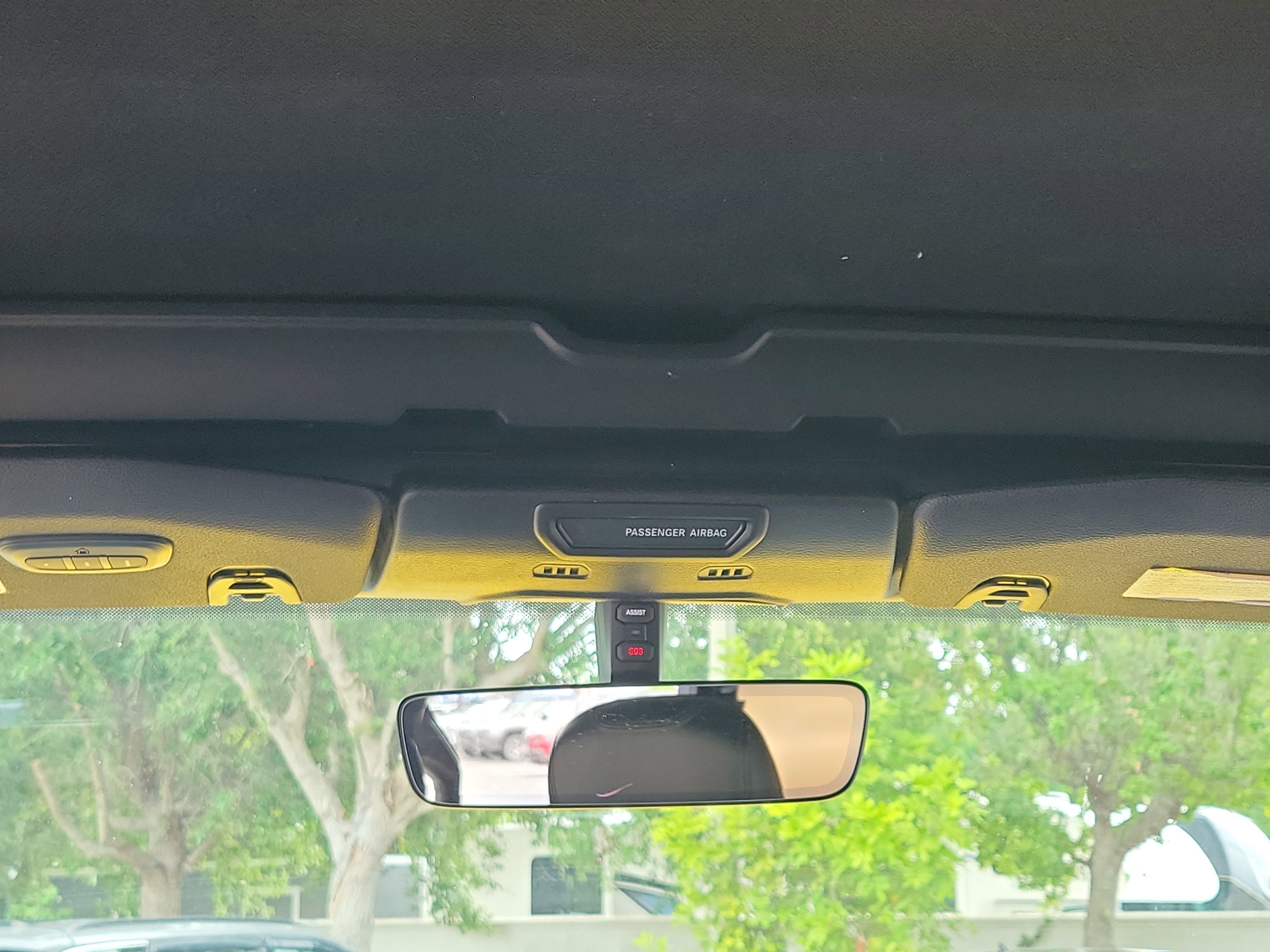 Used 2018 Hellayella Clearcoat Jeep Sahara image 20