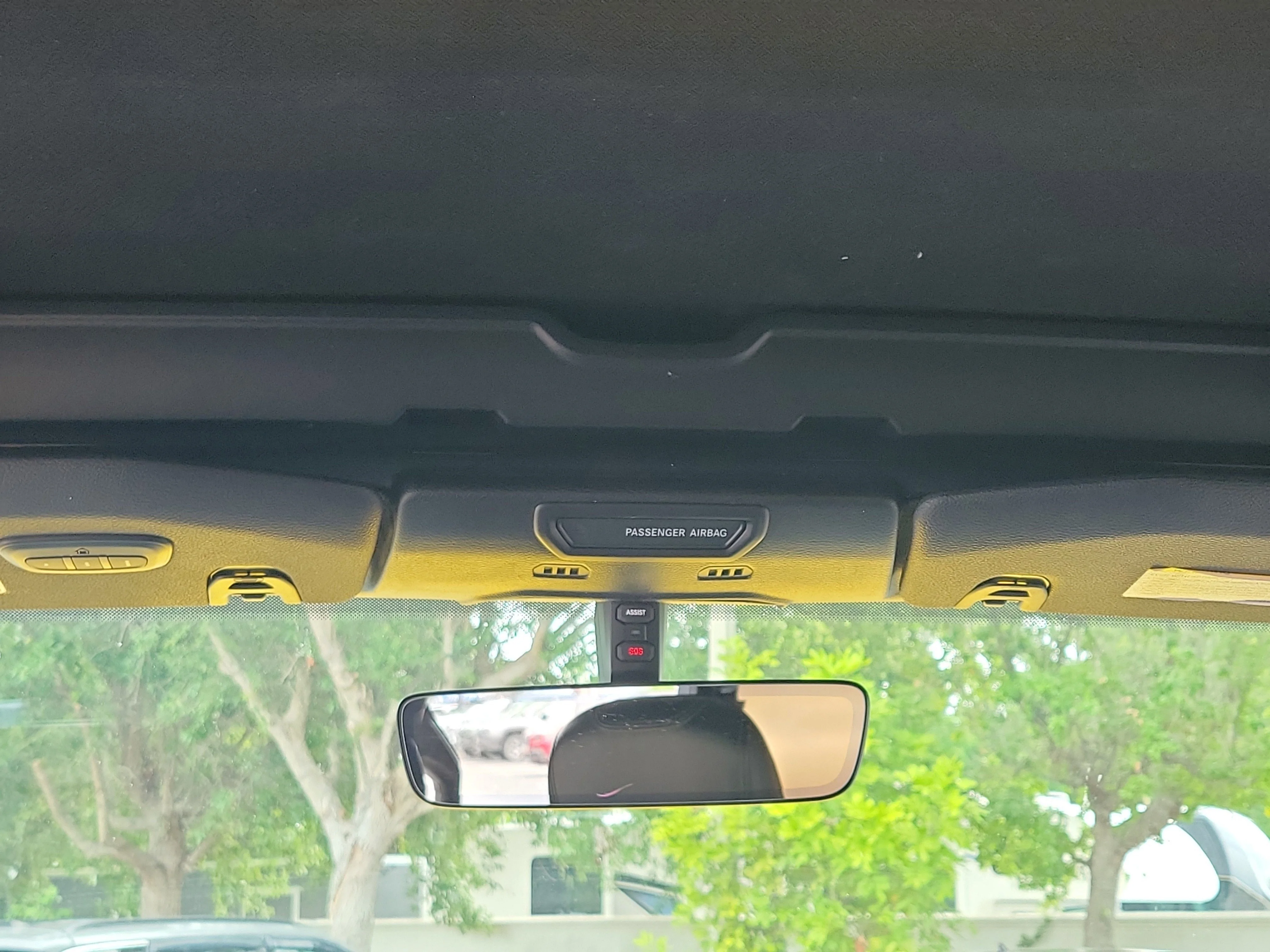 Used 2018 Hellayella Clearcoat Jeep Sahara image 20