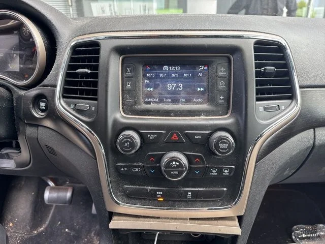 Used 2014 Gray Jeep Laredo image 6