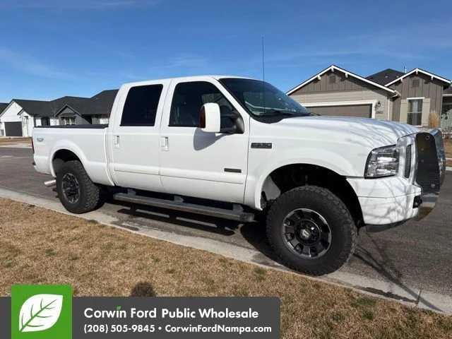 Used 2006 White Ford Lariat image 1