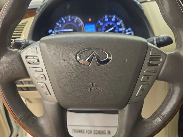 Used 2017 White INFINITI Base image 38