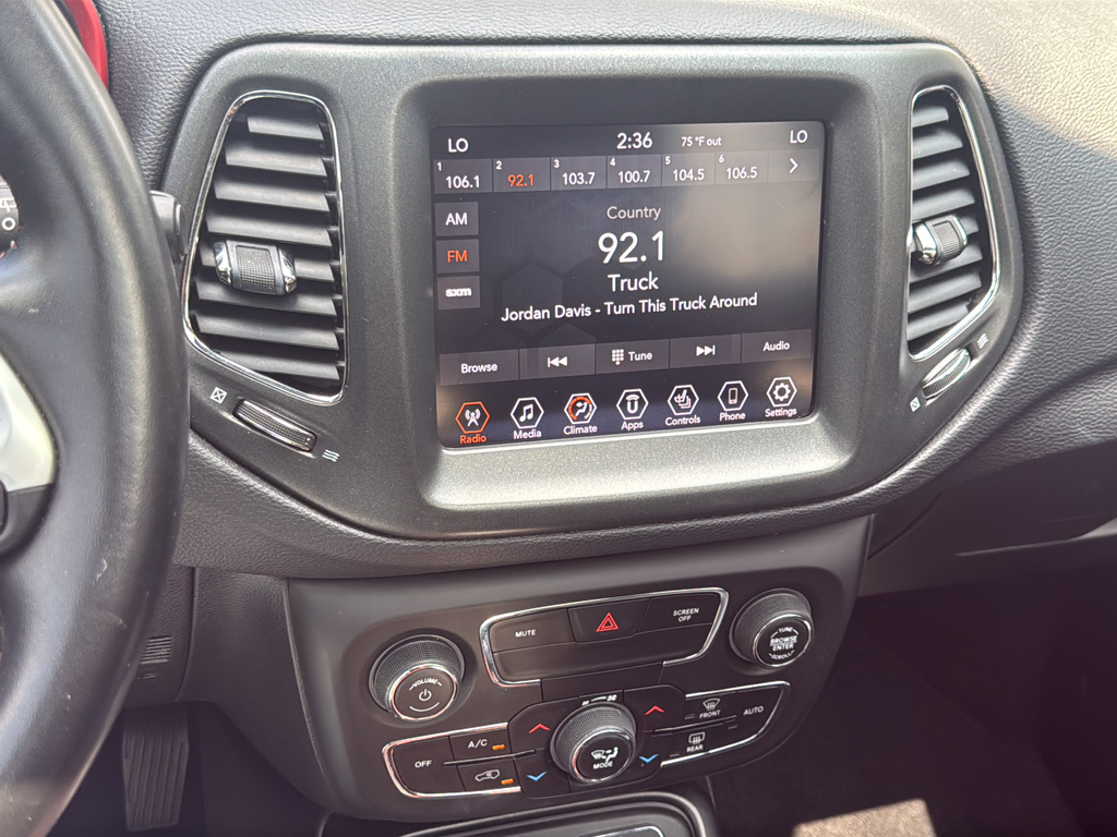 Used 2020 Black Jeep Trailhawk image 20