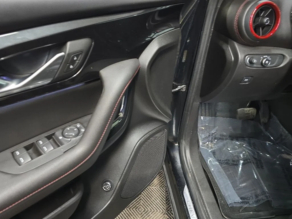 Used 2022 Black Chevrolet RS image 27