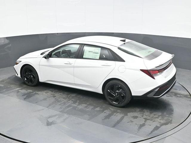 New 2026 White Hyundai SEL Sport image 11
