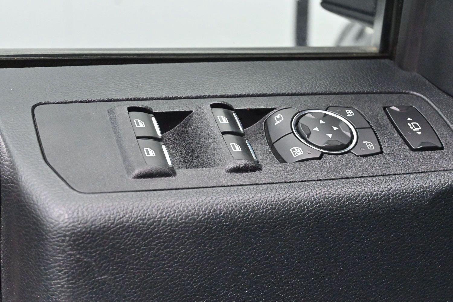 Used 2019 Agate Black Ford LARIAT image 12