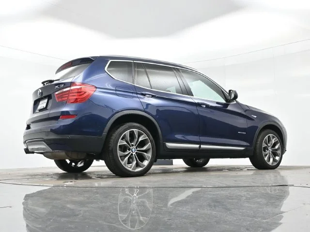 Used 2017 Blue BMW sDrive28i image 15