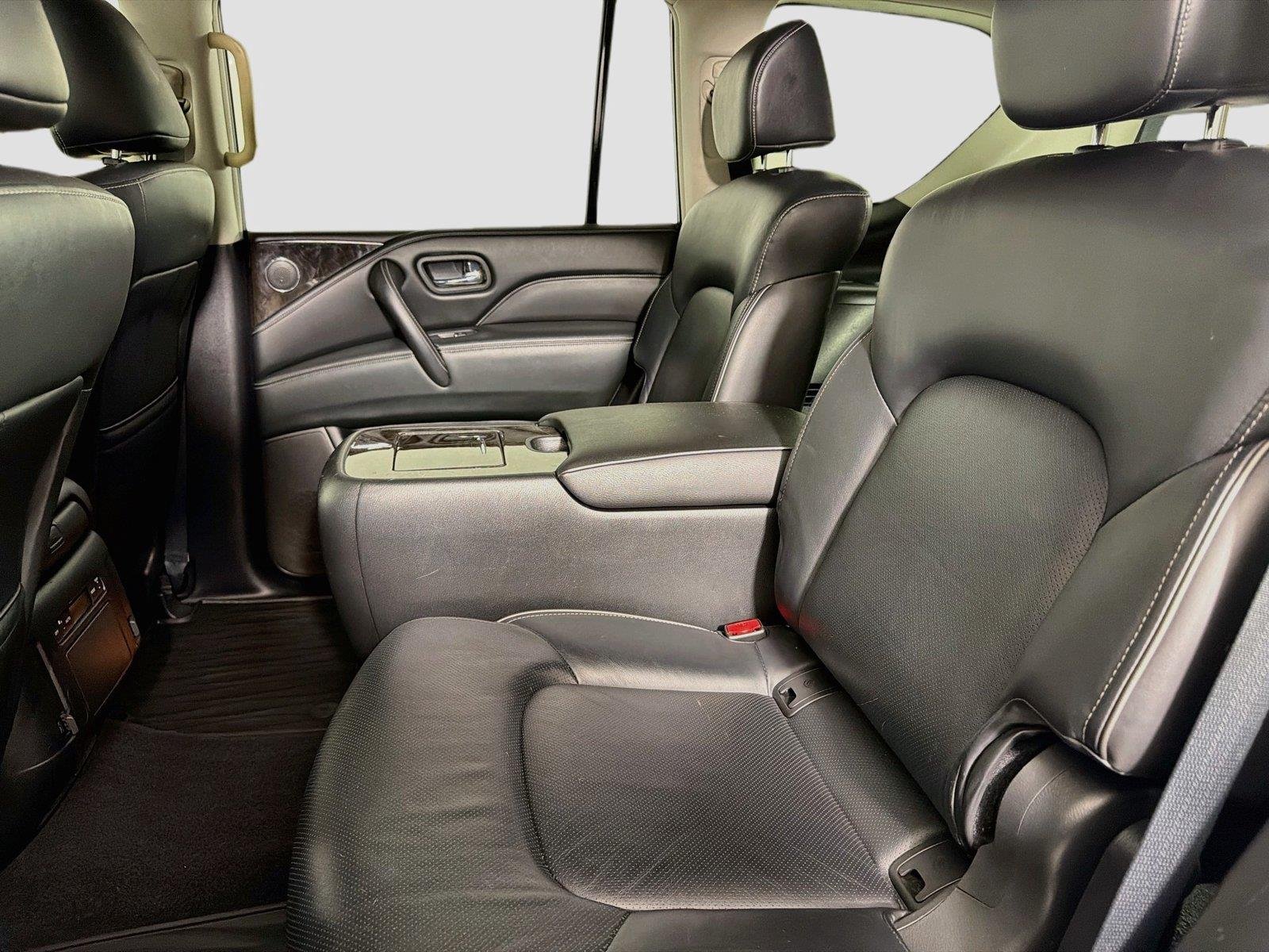 Used 2020 Liquid Platinum INFINITI LUXE image 25
