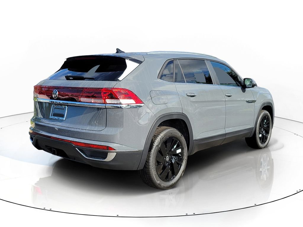 New 2026 Gray Volkswagen 2.0T SE w/Technology image 4