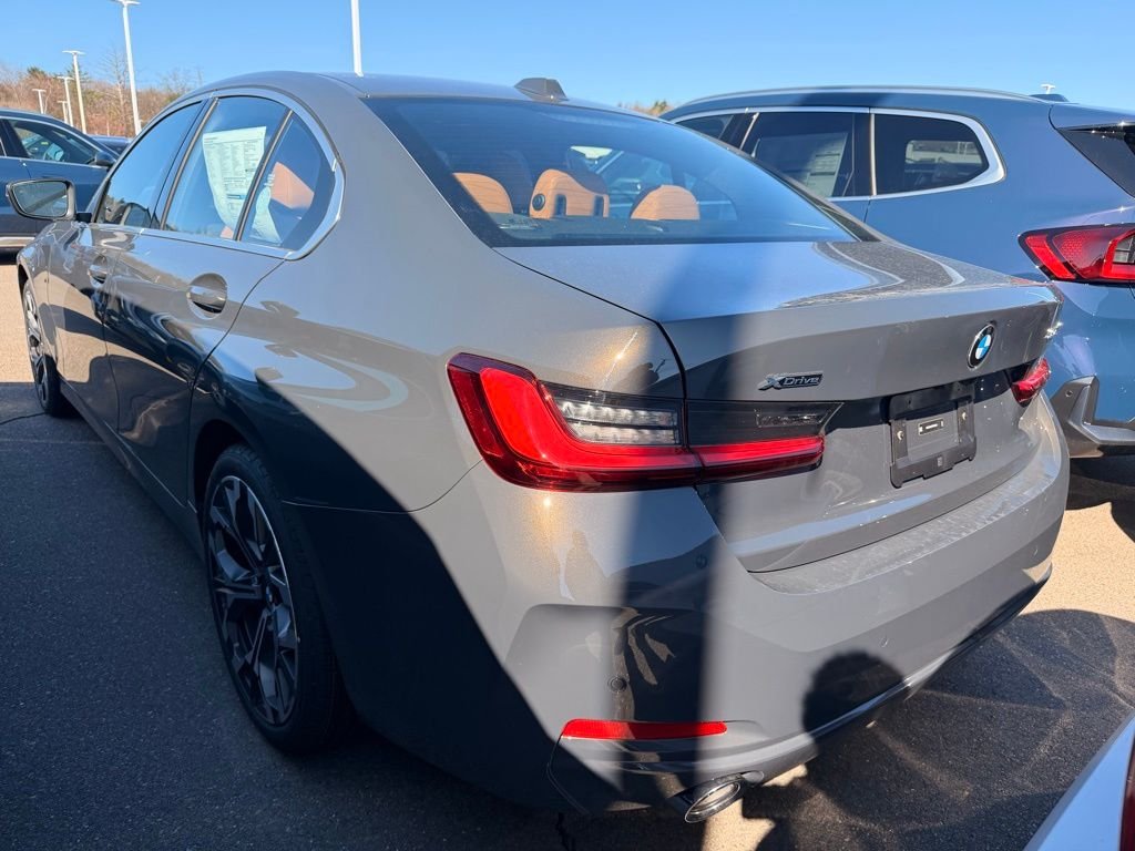New 2026 Dravit Grey Metallic BMW 330i xDrive image 3