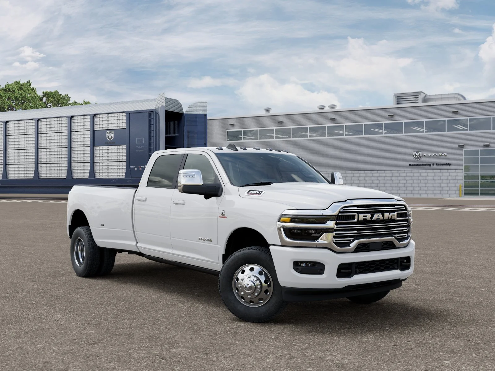 New 2026 Bright White Clear-Coat Exterior Paint RAM LARAMIE image 3