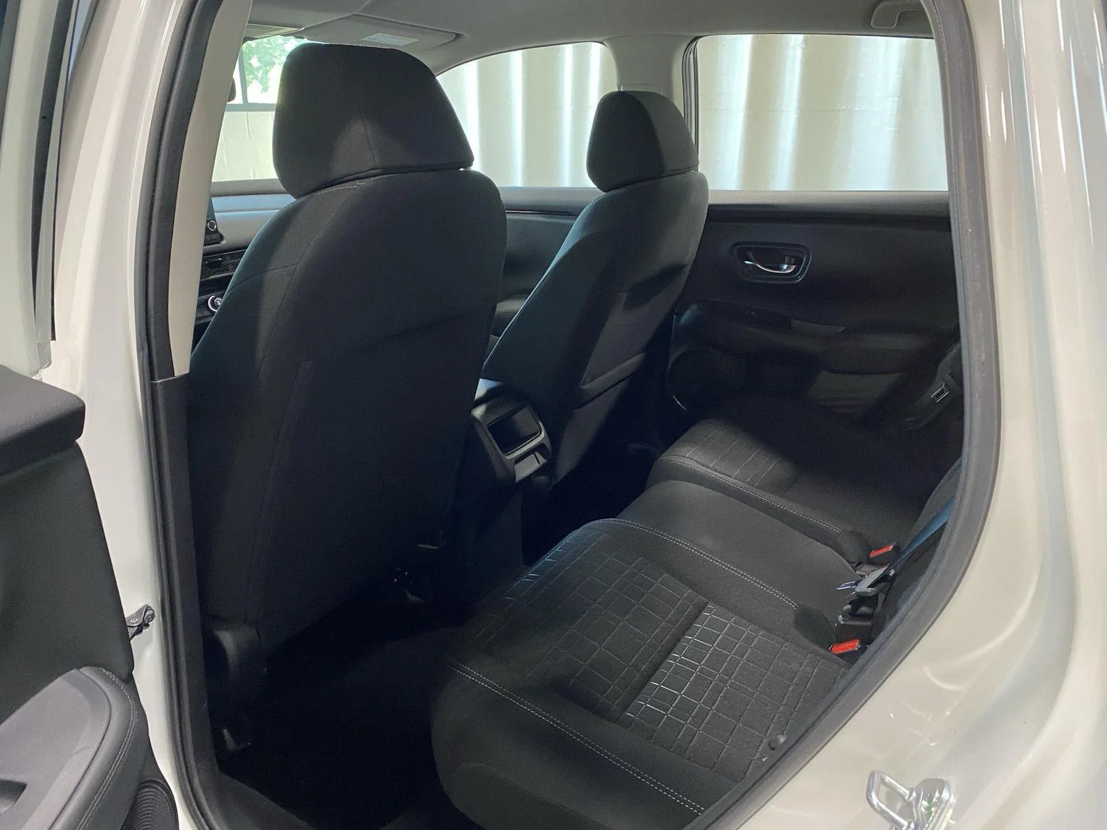Certified Used 2024 Platinum White Pearl Honda LX image 16