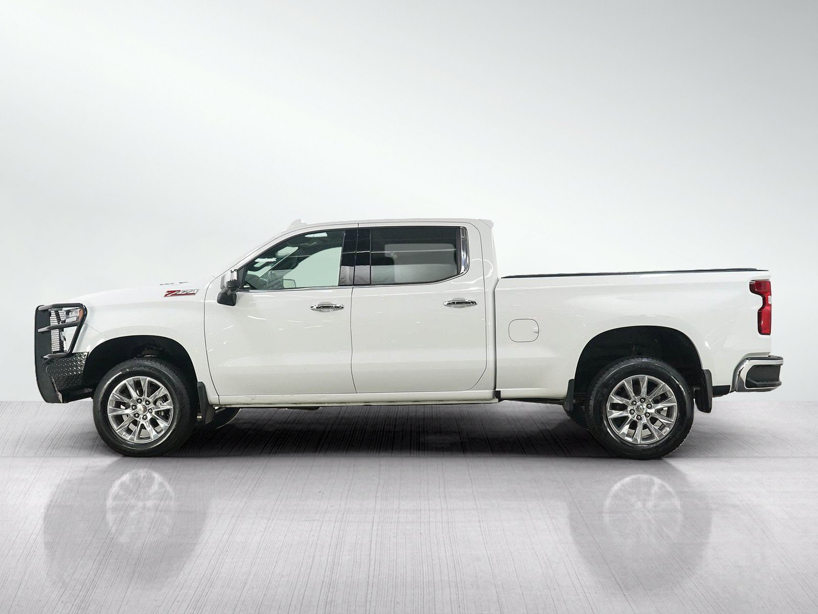 Used 2021 Chevrolet Silverado 1500 LTZ with VIN 1GCUYGEL3MZ287356 for sale in White Bear Lake, Minnesota
