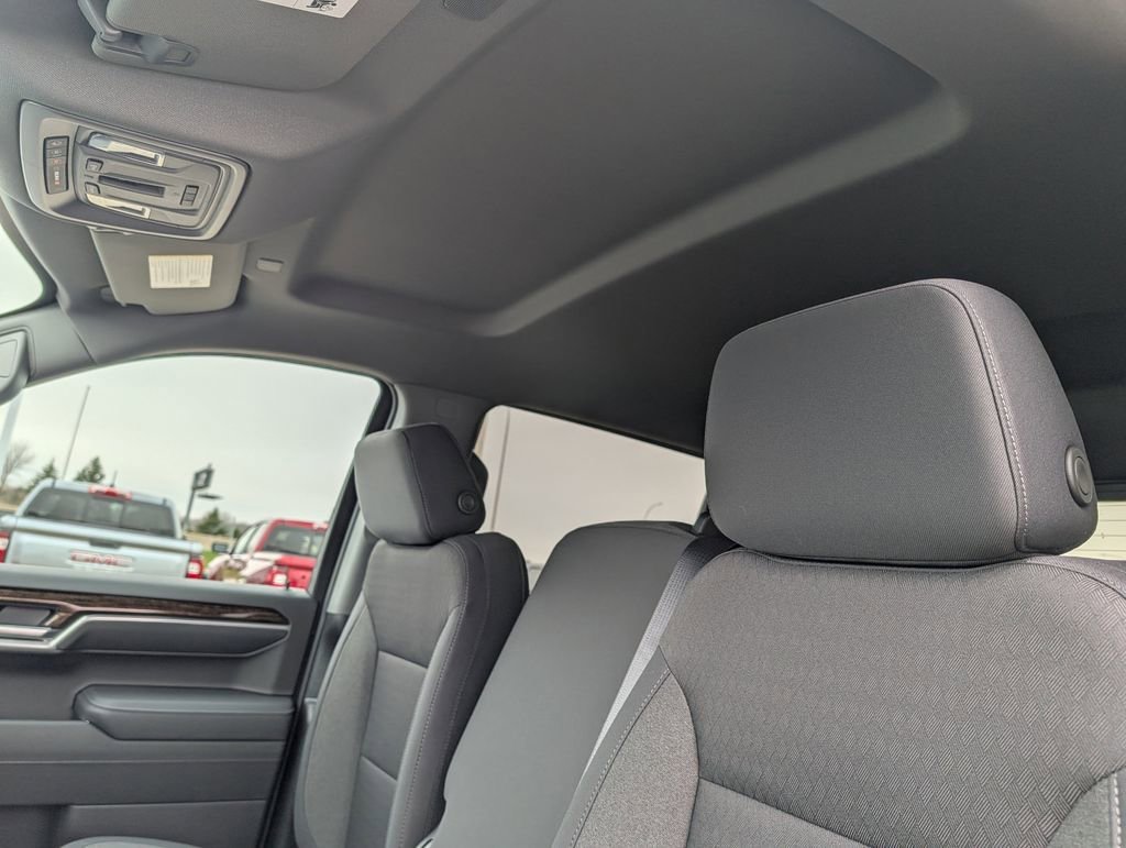 2026 GMC Sierra 1500 SLE - Photo 6