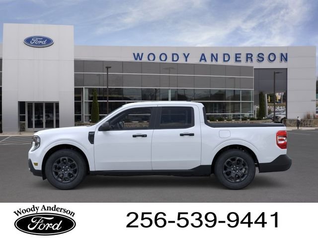 New 2025 Oxford White Ford XLT image 3