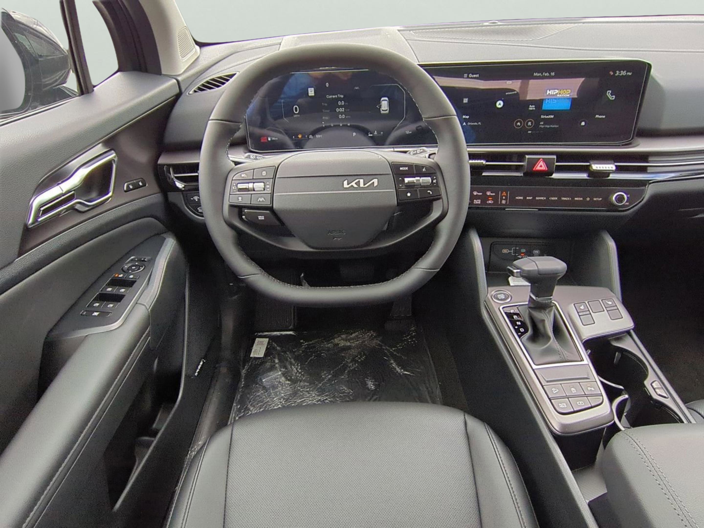 New 2026 Glacial White Pearl Kia SX image 48