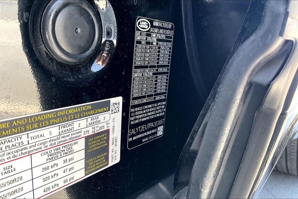 Certified Used 2023  Land Rover R-Dynamic S MHEV image 17