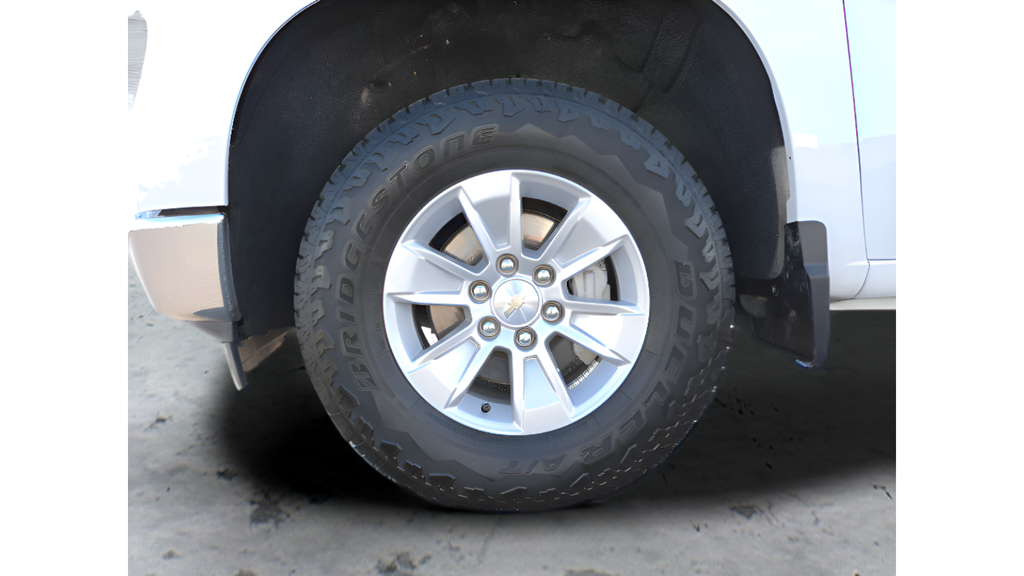 Used 2024 White Chevrolet LT image 34
