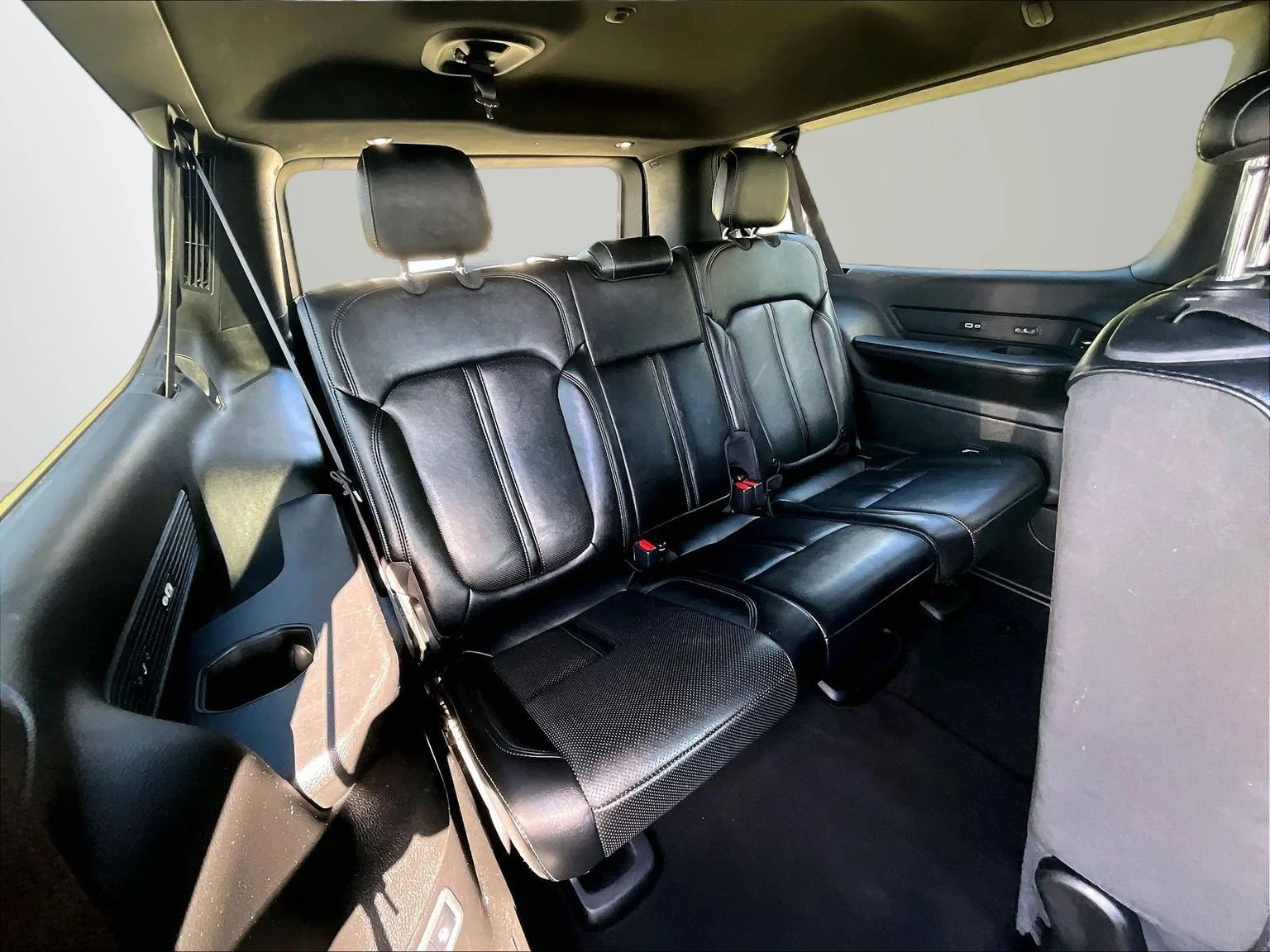 Used 2024 Black Jeep Series II image 27