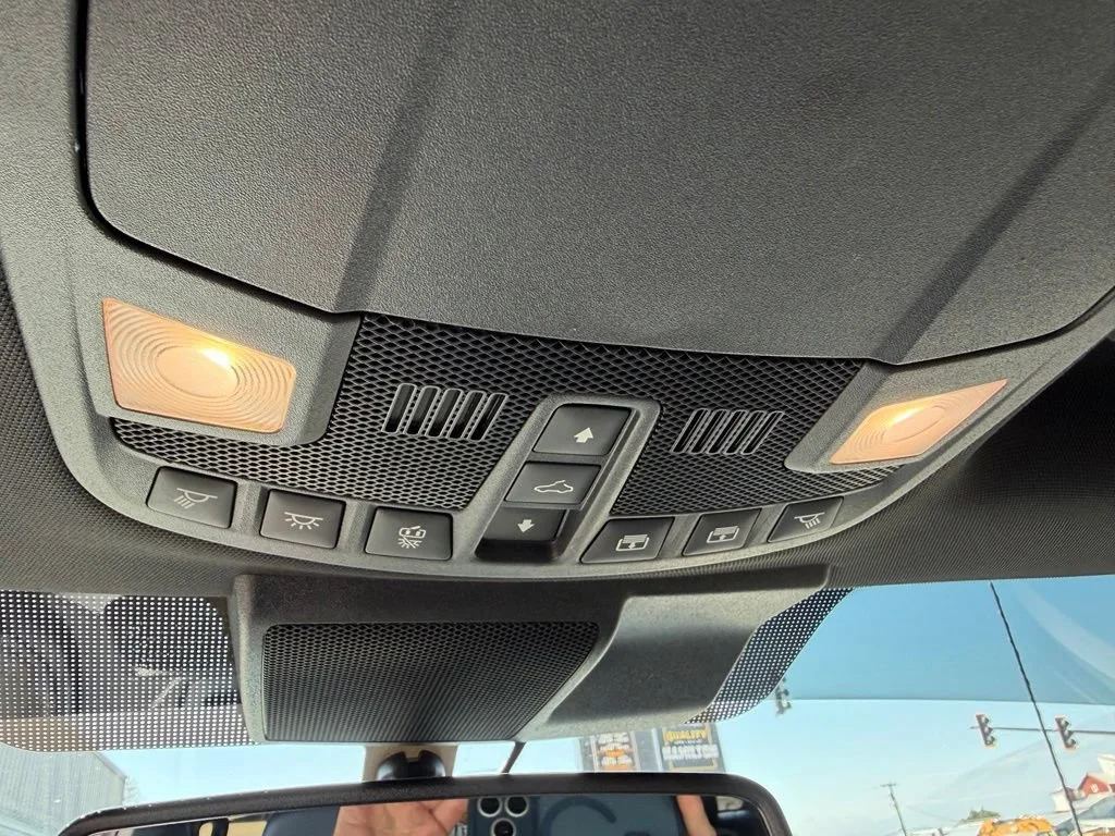 Used 2022 Silver Ford XL image 16