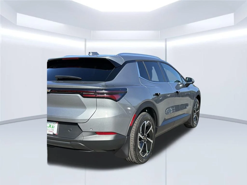 New 2026 Gray Chevrolet LT image 39