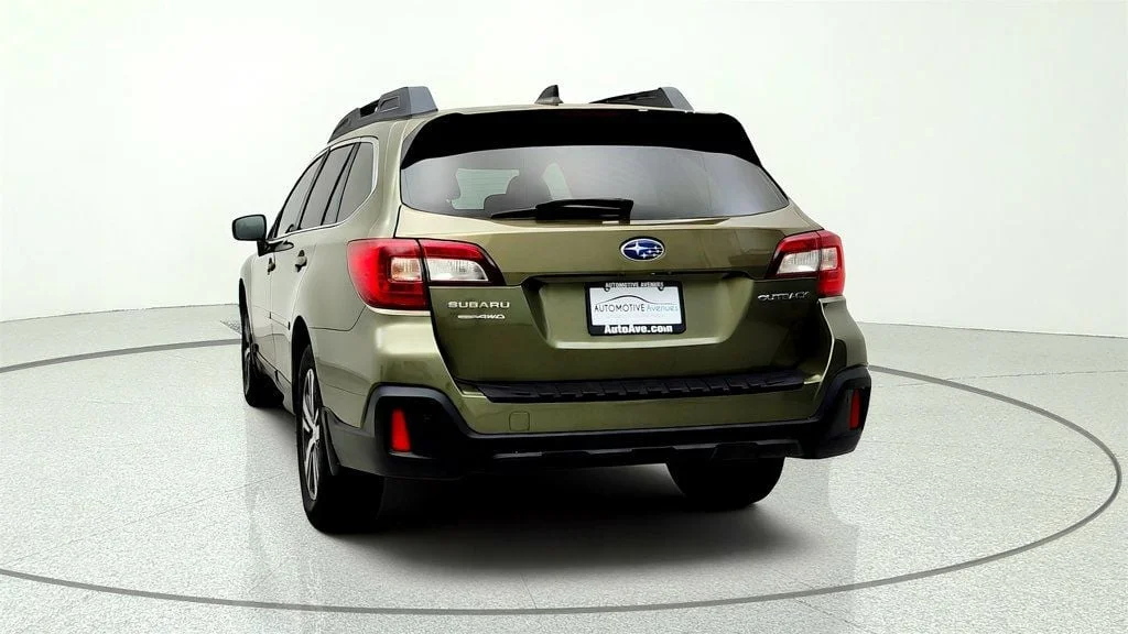 Used 2018 Wilderness Green Metallic Subaru 2.5i Limited w/ EyeSight & Navigation Package image 6