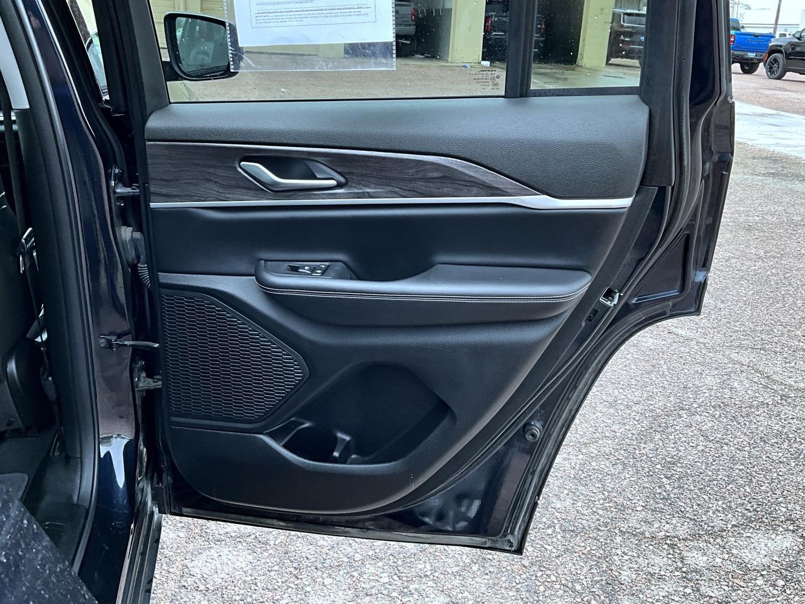 Used 2024 Blue Jeep Limited image 18