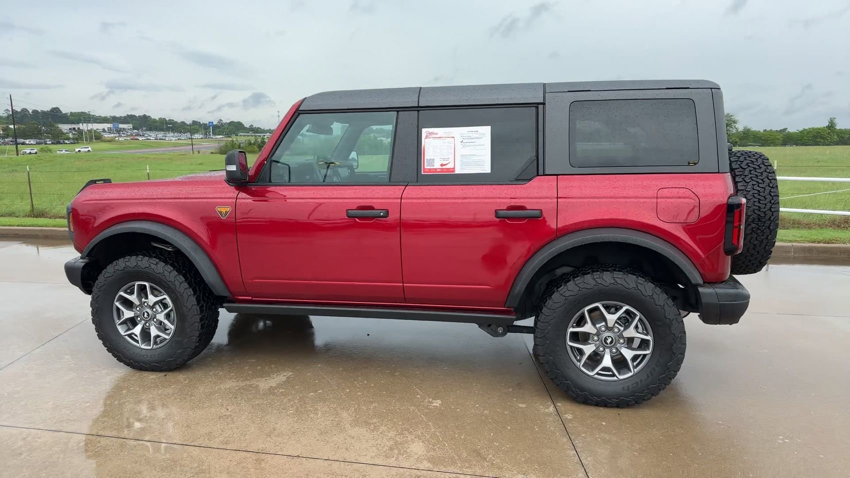 Used 2025 Ruby Red Metallic Ford Badlands image 5