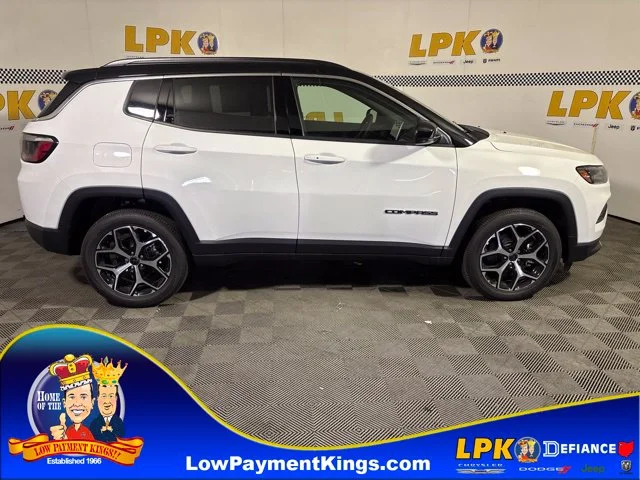 New 2026 Bright White Clear-Coat Exterior Paint Jeep Limited image 2