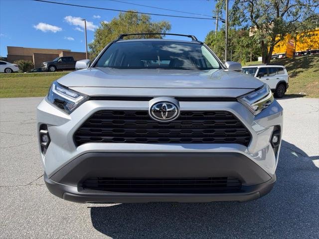 Certified Used 2025 SILVER SKY METALLIC Toyota  image 8