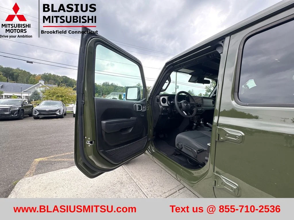 Used 2024 Green Jeep Sport S 4xe image 14