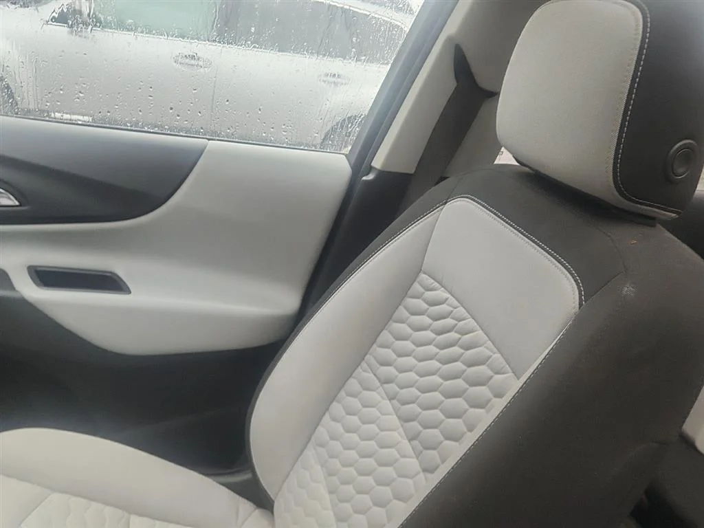 Used 2019  CHEVROLET TRUCK LT image 12