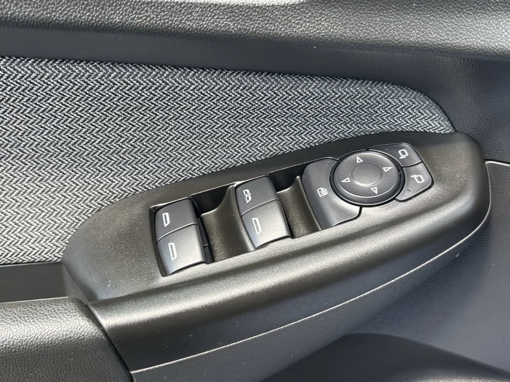 Used 2021 SATIN STEEL METALLIC Chevrolet LT image 14