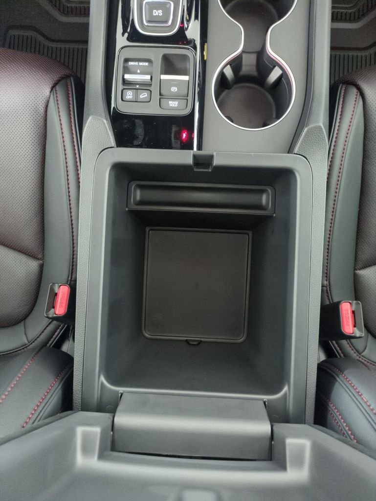 New 2026 Sonic Gray Pearl Honda Black Edition image 25