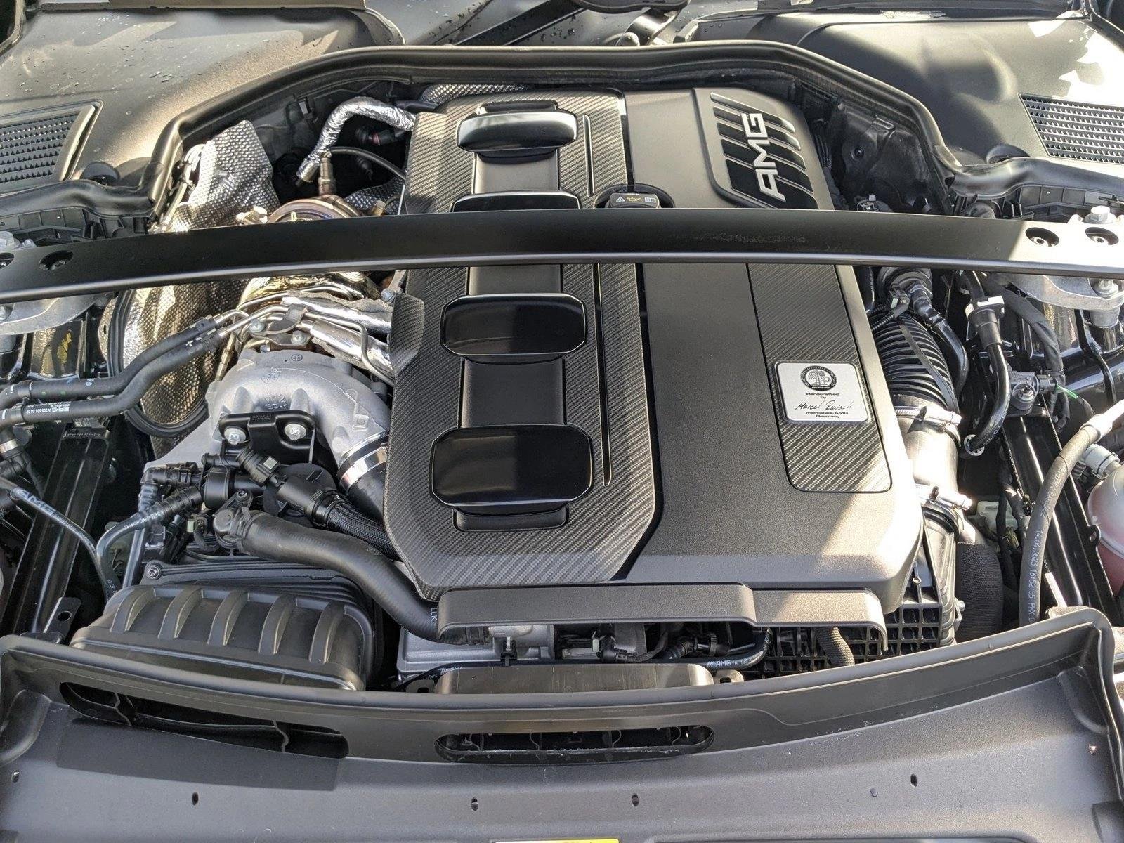 2024 Mercedes-Benz C-Class Sedan AMG C43 - Photo 24