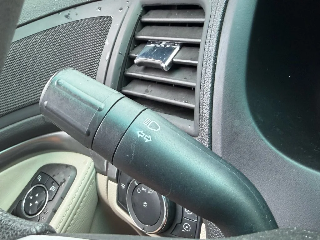 Used 2012 Blue Ford Base image 29