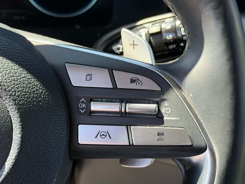 Certified Used 2024 White Hyundai SEL image 18