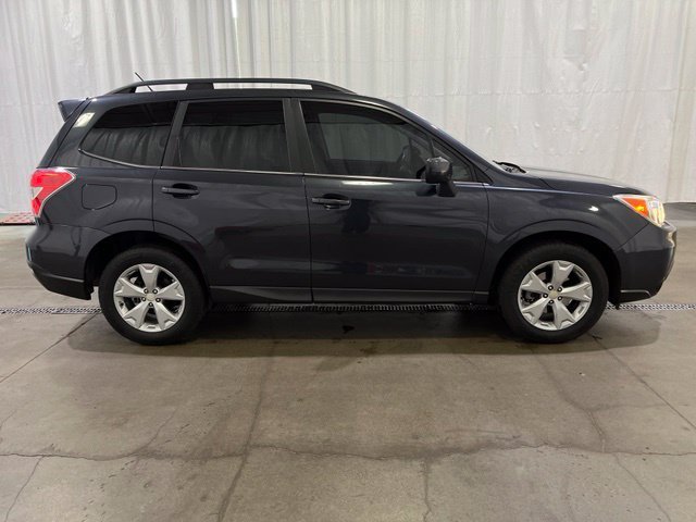 Used 2015 Subaru Forester i Limited with VIN JF2SJAHC9FH565577 for sale in Grants Pass, OR