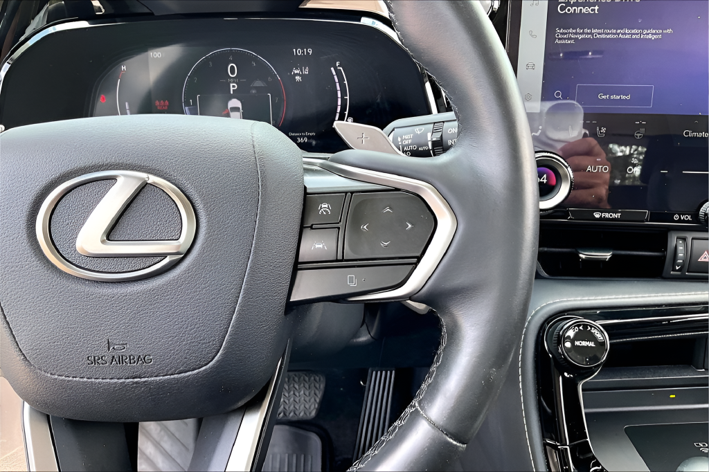 Used 2022 Silver Lexus 350 Premium image 11