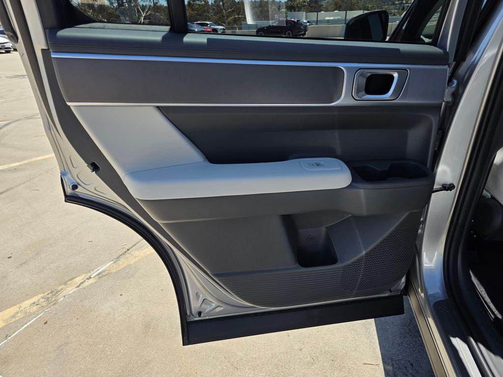 New 2026 Silver Hyundai SE image 18