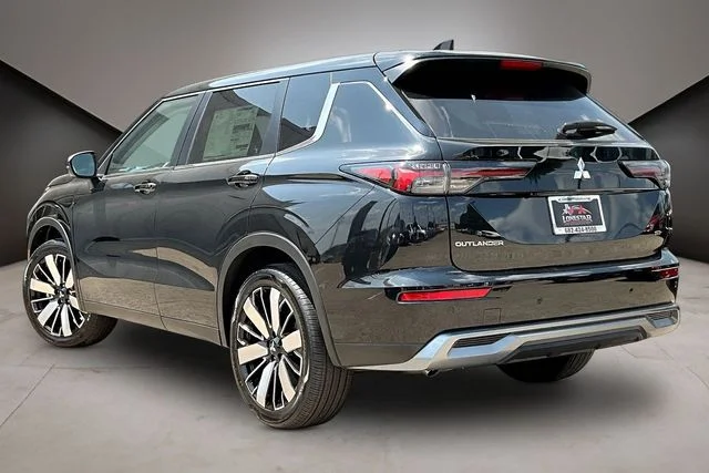 New 2026 Black Mitsubishi SE 1.5T 2WD image 3