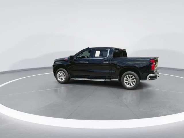 Used 2022 Black Chevrolet LTZ image 8