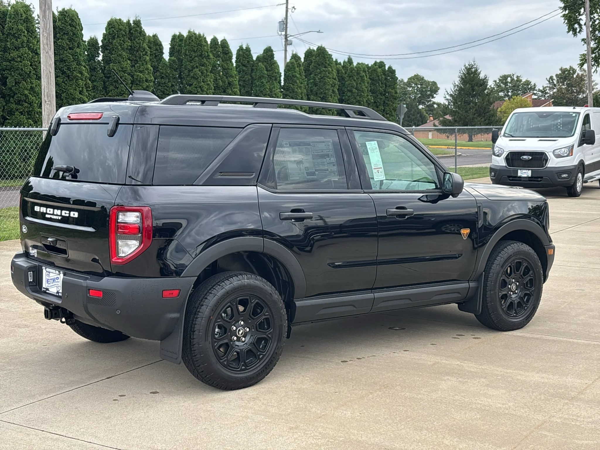 New 2026 Shadow Black Ford Badlands® image 5