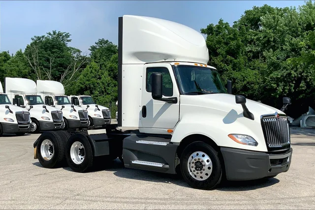 2021 International LT625 6x4 