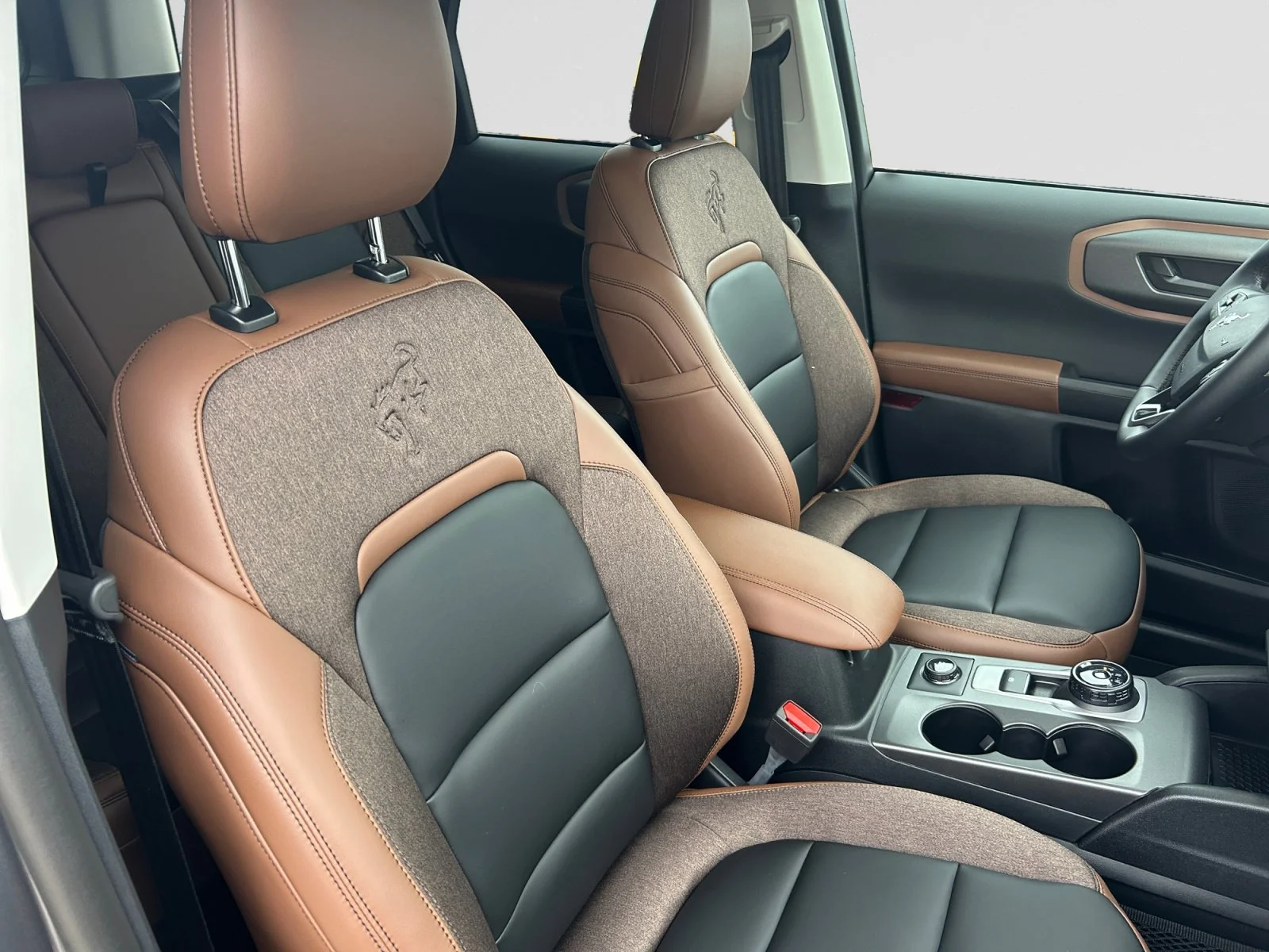 New 2026 Carbonized Grey Metallic Ford Outer Banks image 11