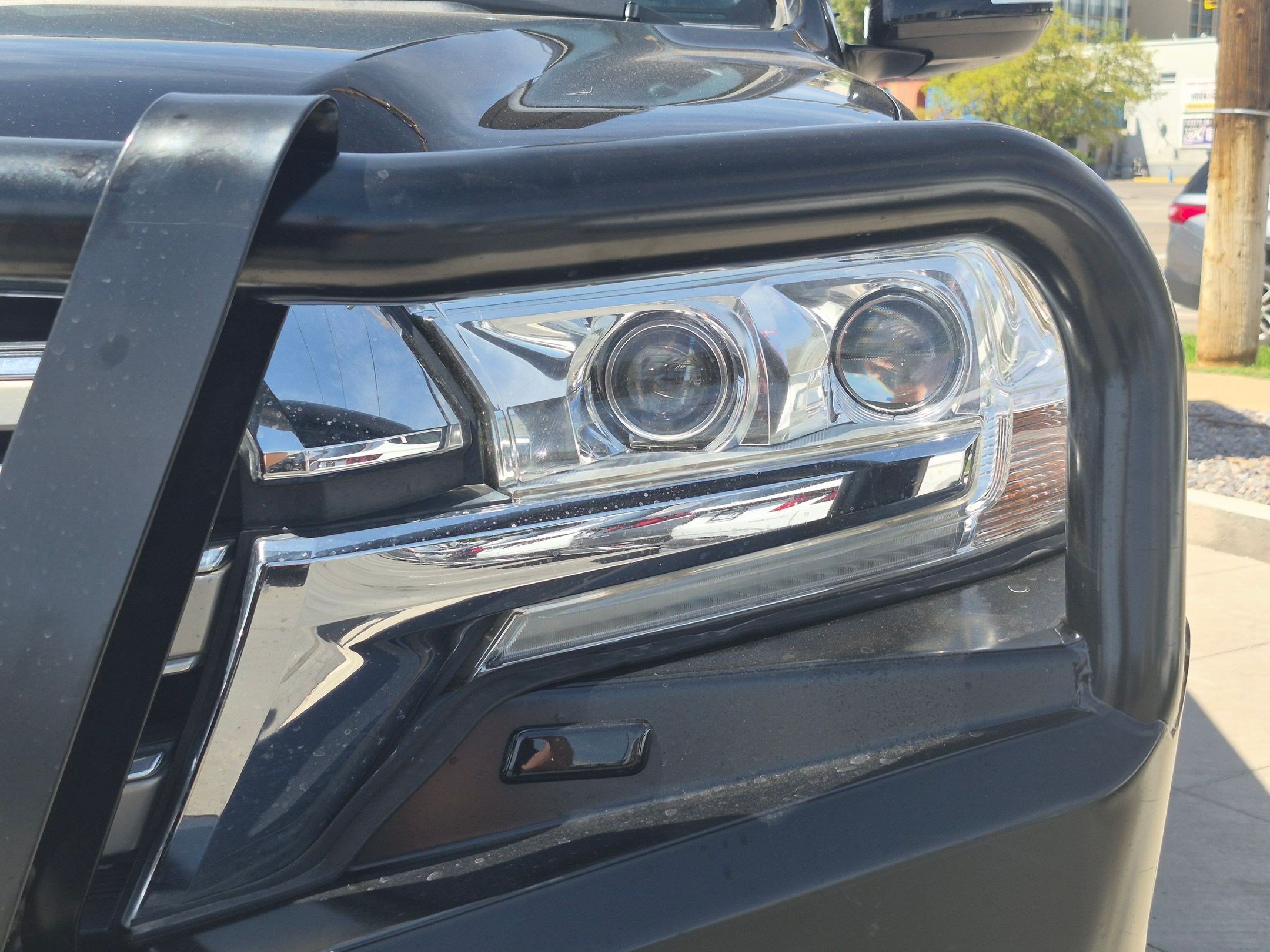 Used 2017 Midnight Black Metallic Toyota Base image 9