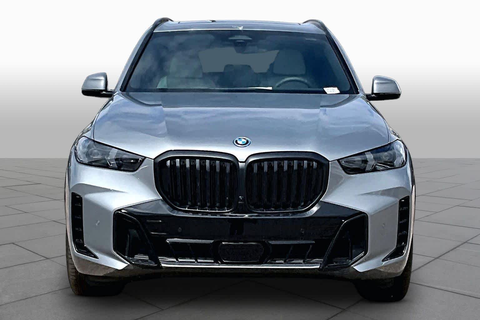2026 BMW X5 50e - Photo 3